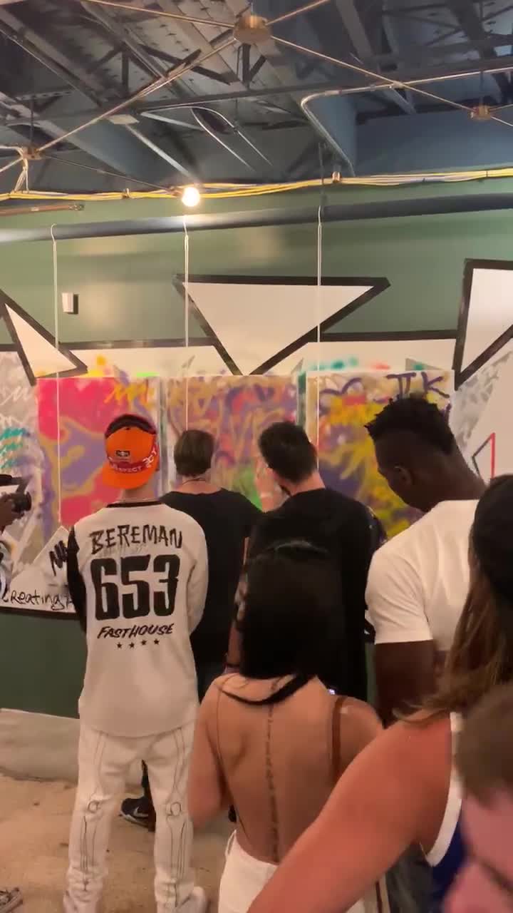 Video thumbnail: Painting in progress